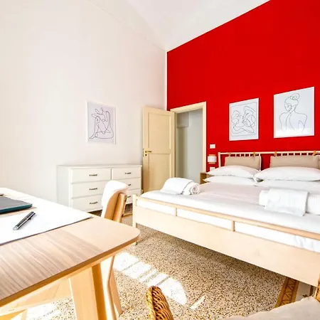 Gocce - Casa Palazzo Dini Neapel
